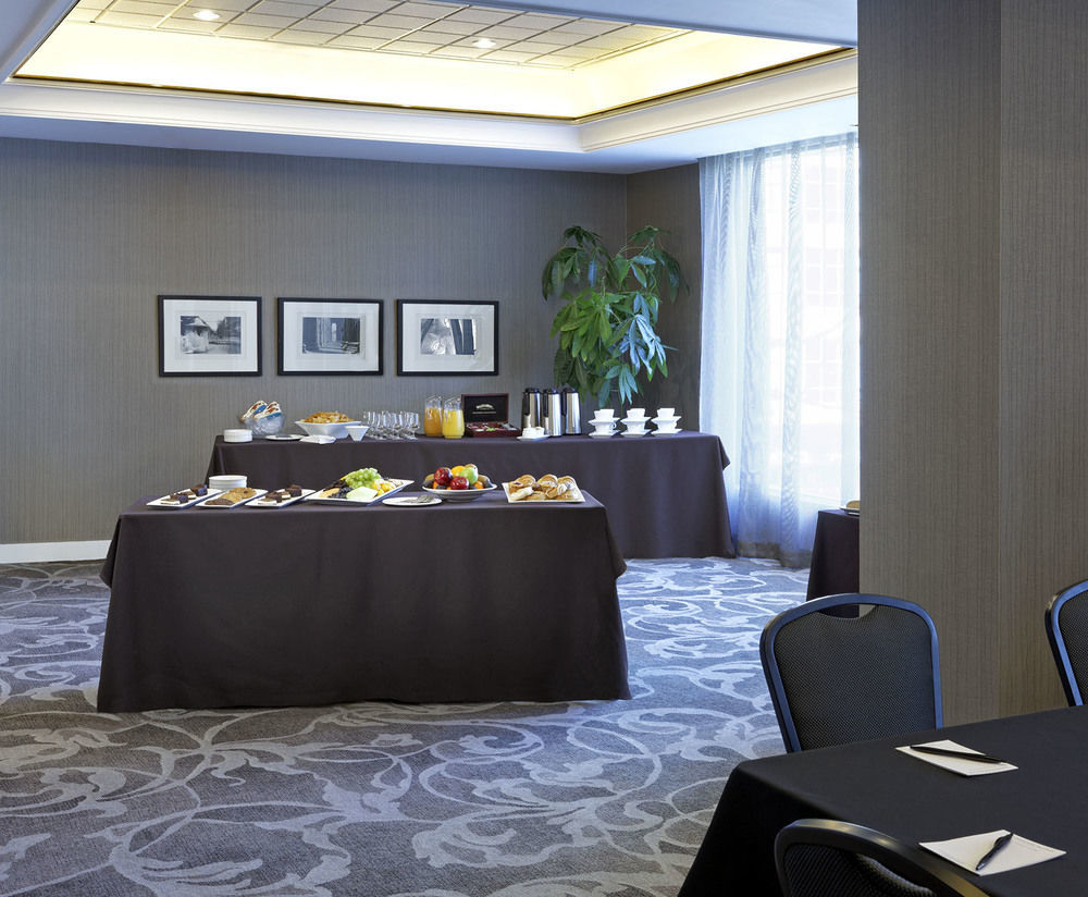 Cambridge Suites Toronto Exteriör bild